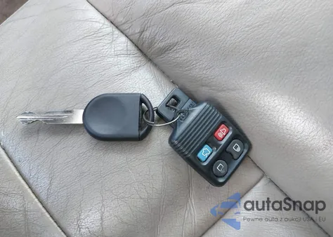 2009 Mercury Grand Marquis Ls (Fleet Only) из США, поврежденный, VIN 2MEHM75V09X626455